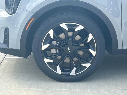 New 2026 Kia Sorento EX FWD image 4