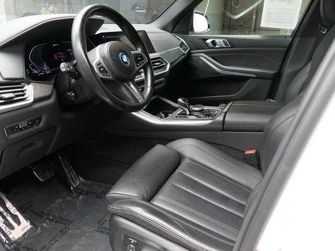 Used 2022 BMW X5 xDrive45e w/ M Sport Package AWD/4WD image 10