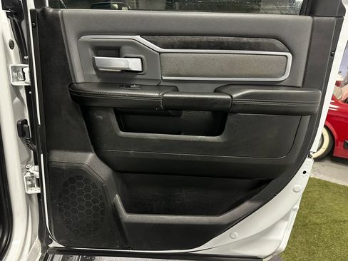 Used 2022 RAM 2500 Big Horn AWD/4WD image 20
