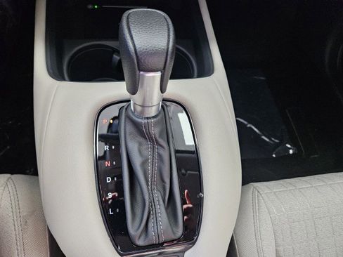 New 2026 Honda HR-V LX image 25