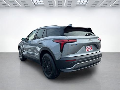 New 2026 Chevrolet Blazer EV LT image 6