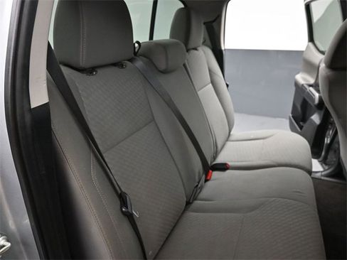 Used 2022 Toyota Tacoma SR5 image 21