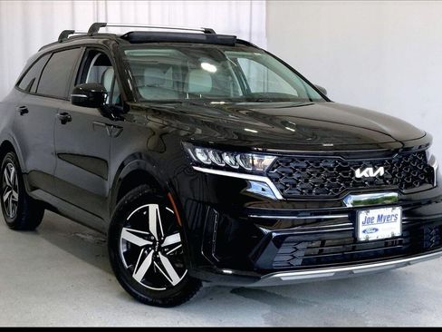 Used 2023 Kia Sorento S w/ Panoramic Sunroof Package FWD image 1