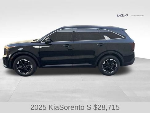Used 2025 Kia Sorento S FWD image 5