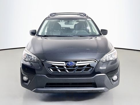 Used 2021 Subaru Crosstrek 2.0i Premium w/ Moonroof Package AWD/4WD image 2