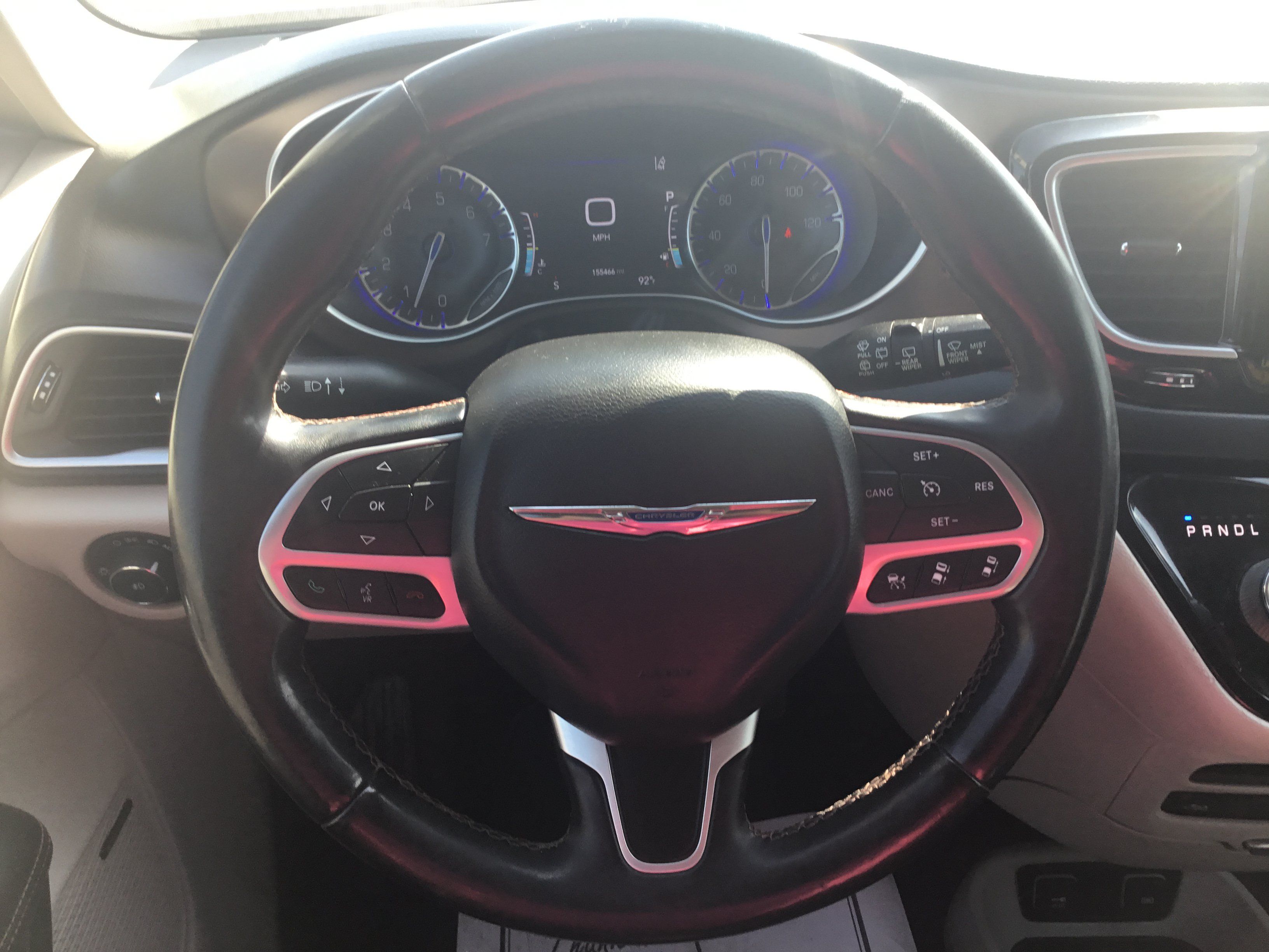 Used 2017 Chrysler Pacifica Touring-L Plus w/ Advanced Safetytec Group FWD image 16