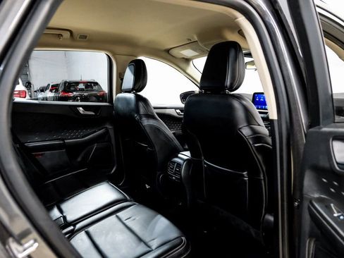 Used 2020 Ford Escape SEL image 36