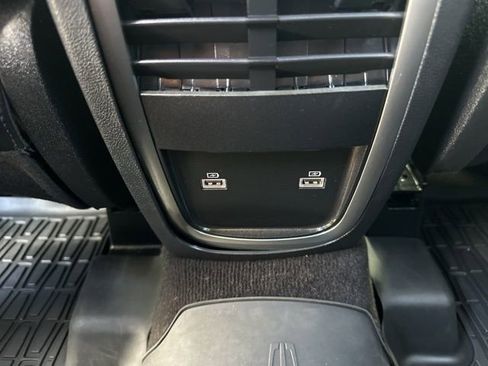 Used 2019 Lincoln MKC Premiere FWD image 33