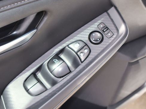 Used 2024 Nissan Sentra SV FWD image 20