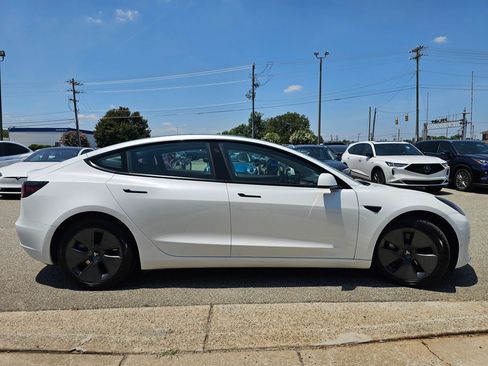 Used 2023 Tesla Model 3 Standard Range RWD image 6