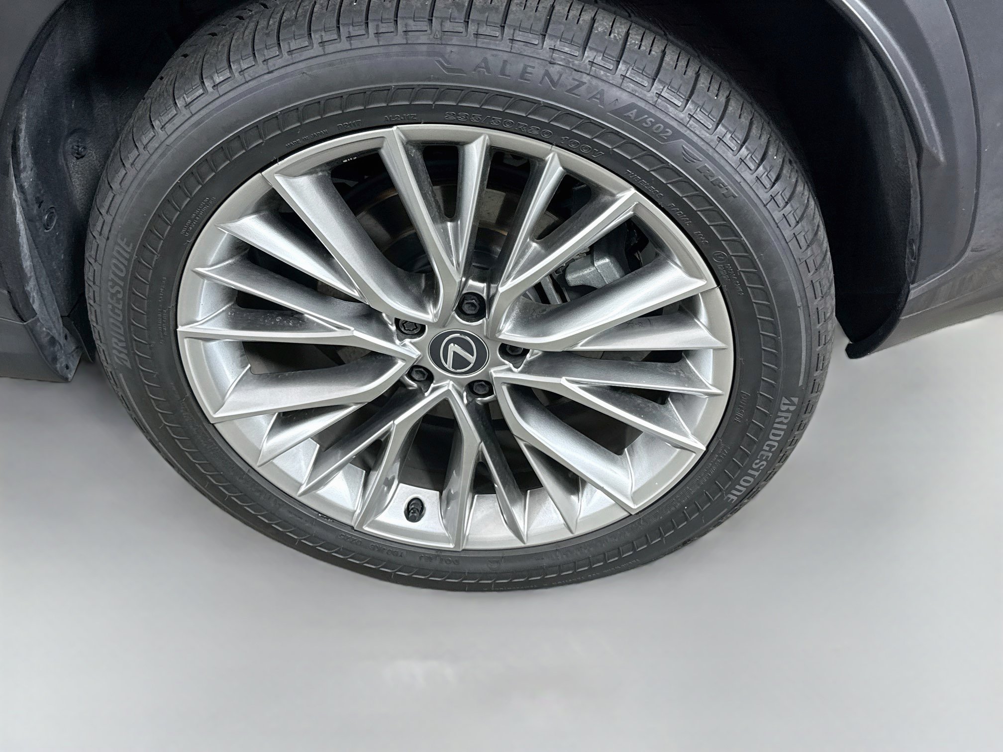 Used 2025 Lexus NX 350h AWD w/ Accessory Package (2T) image 31