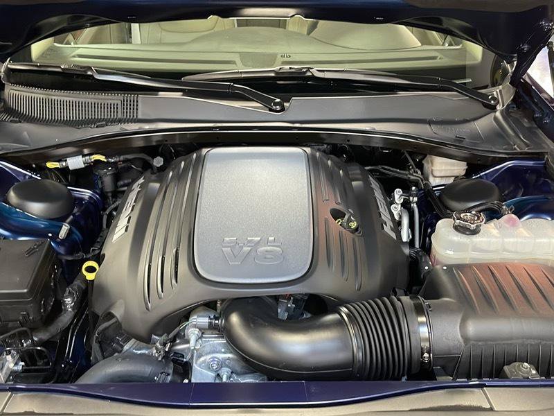 Used 2014 Chrysler 300 C w/ Beats Audio Group AWD/4WD image 59