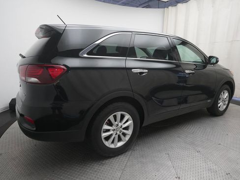 Used 2019 Kia Sorento AWD image 29