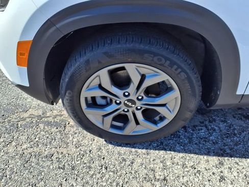 Used 2024 Kia Seltos LX AWD/4WD image 56