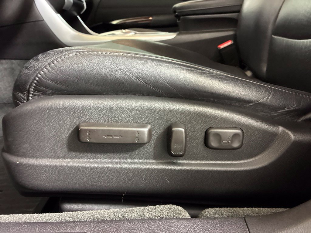 Used 2017 Acura TLX w/ Technology Package FWD image 21