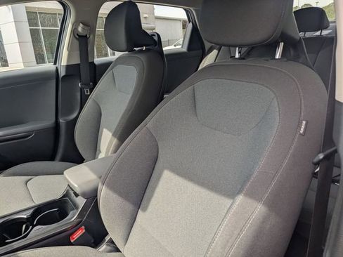 Used 2025 Kia K4 FWD image 15