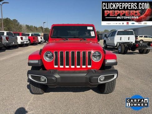 Used 2022 Jeep Wrangler Unlimited Sahara w/ LED Lighting Group image 5