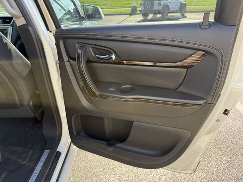 Used 2015 GMC Acadia Denali AWD/4WD image 29