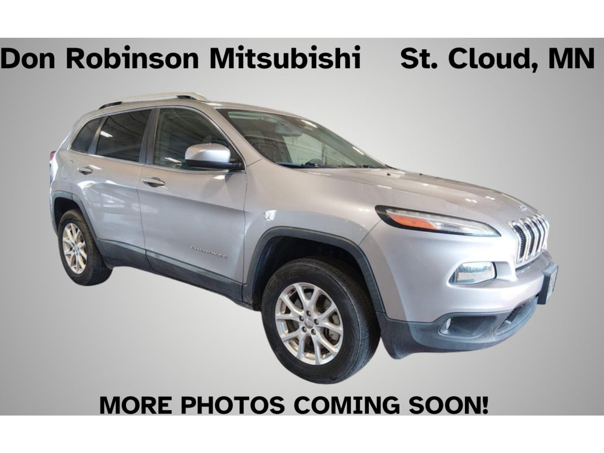 Used 2018 Jeep Cherokee Latitude w/ Safety Group AWD/4WD image 1