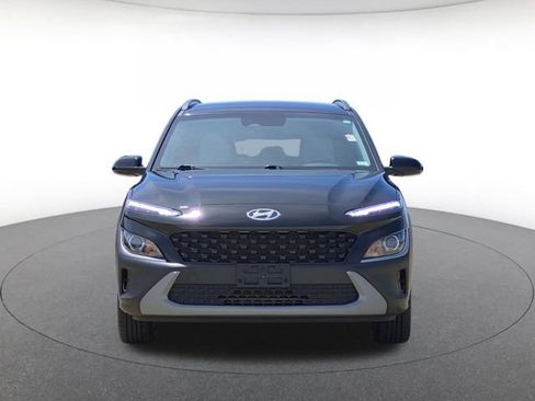 Used 2023 Hyundai Kona SEL w/ Cargo Package FWD image 2