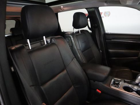 Used 2017 Jeep Grand Cherokee Summit image 50