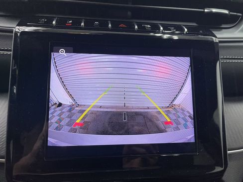 New 2025 Jeep Grand Cherokee L Altitude RWD image 10
