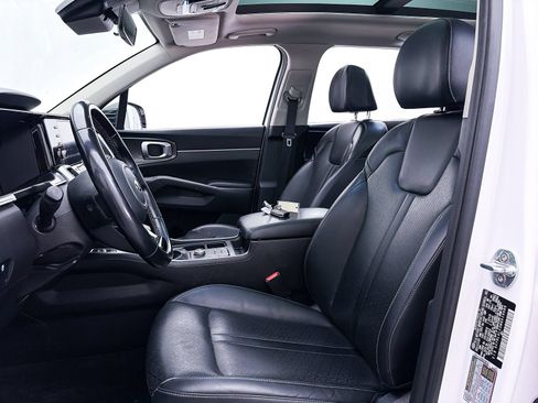 Used 2021 Kia Sorento S w/ Panoramic Sunroof Package FWD image 14