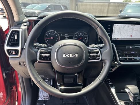 Certified 2023 Kia Sorento S w/ Panoramic Sunroof Package FWD image 28