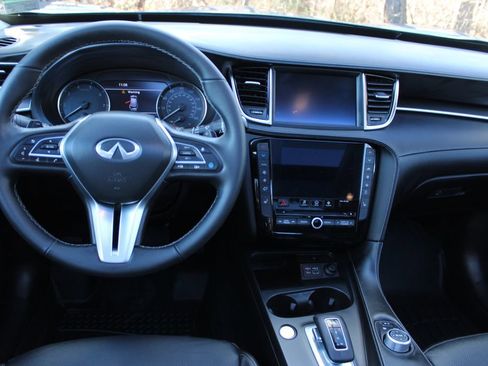 Used 2025 INFINITI QX50 Luxe image 11