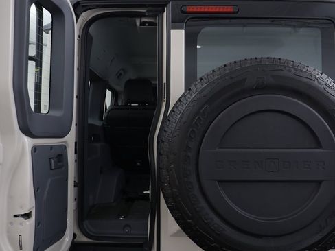 Used 2024 INEOS Grenadier Fieldmaster Edition image 19