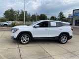 Used 2023 GMC Terrain SLE w/ Driver Convenience Package image 5