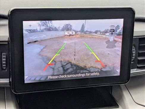 Used 2023 Ford Explorer XLT w/ Equipment Group 202A image 15