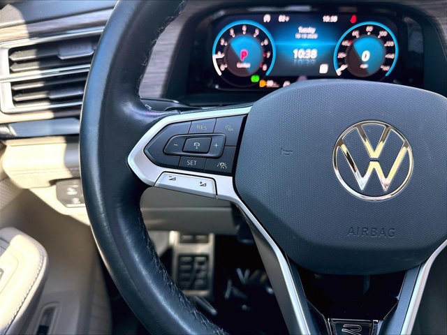 Used 2024 Volkswagen Atlas SEL Premium R-Line AWD/4WD image 19