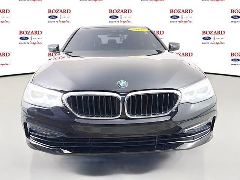 Used 2017 BMW 530i RWD image 2