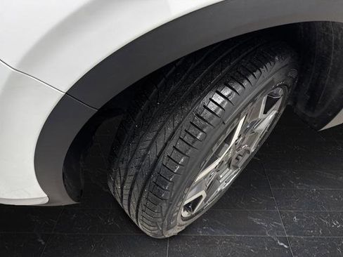 Used 2023 Hyundai Santa Fe SEL Premium image 39