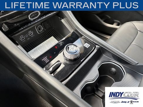 New 2026 Jeep Grand Cherokee L Limited AWD/4WD image 18