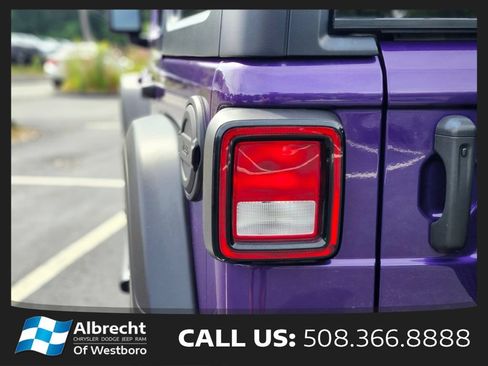 Used 2023 Jeep Wrangler Unlimited Sport AWD/4WD image 9
