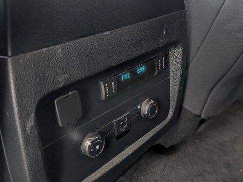 Used 2017 Ford Expedition XLT AWD/4WD image 25