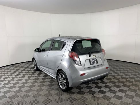 Used 2016 Chevrolet Spark LT image 7