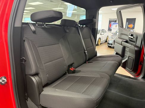 Used 2022 Chevrolet Silverado 1500 Custom Trail Boss w/ LPO, Dark Essentials Package AWD/4WD image 26