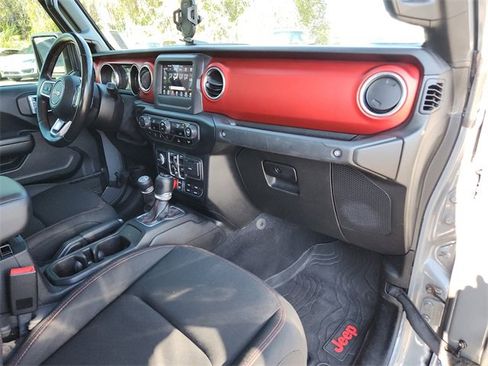 Used 2020 Jeep Gladiator Rubicon w/ Trailer Tow Package image 13