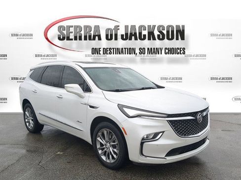 Used 2022 Buick Enclave Avenir w/ Trailering Package, 5000 lbs. image 2