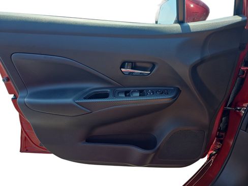 Used 2025 Nissan Versa SV w/ Trunk Package FWD image 22