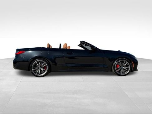 Used 2024 BMW 440i xDrive Convertible w/ Premium Package image 3