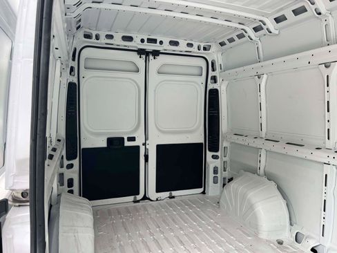 Used 2026 RAM ProMaster 2500 w/ Convenience Group FWD image 29