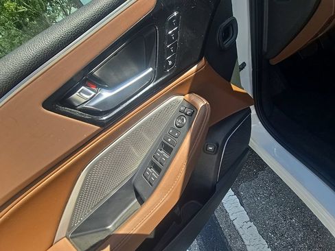 Certified 2024 Acura MDX w/ Technology Package FWD image 17