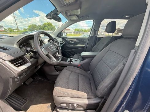 Used 2022 GMC Terrain SLE w/ Driver Convenience Package FWD image 12
