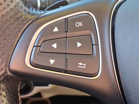 Used 2019 Mercedes-Benz GLA 250 4MATIC image 20