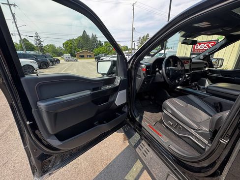 Used 2025 Ford F150 Raptor AWD/4WD image 10