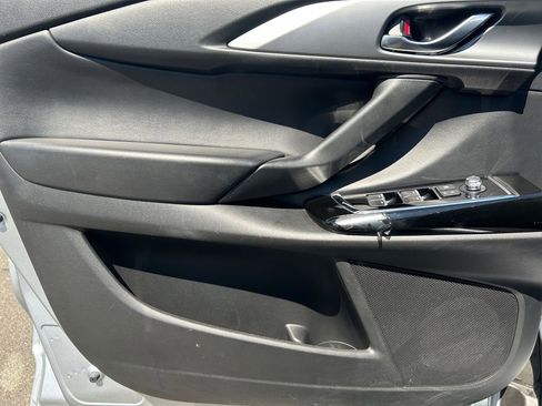 Used 2023 MAZDA CX-9 Touring image 23